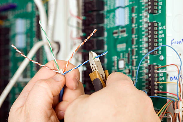 Best Electrical Troubleshooting and Repair  in Lincoln City, OR